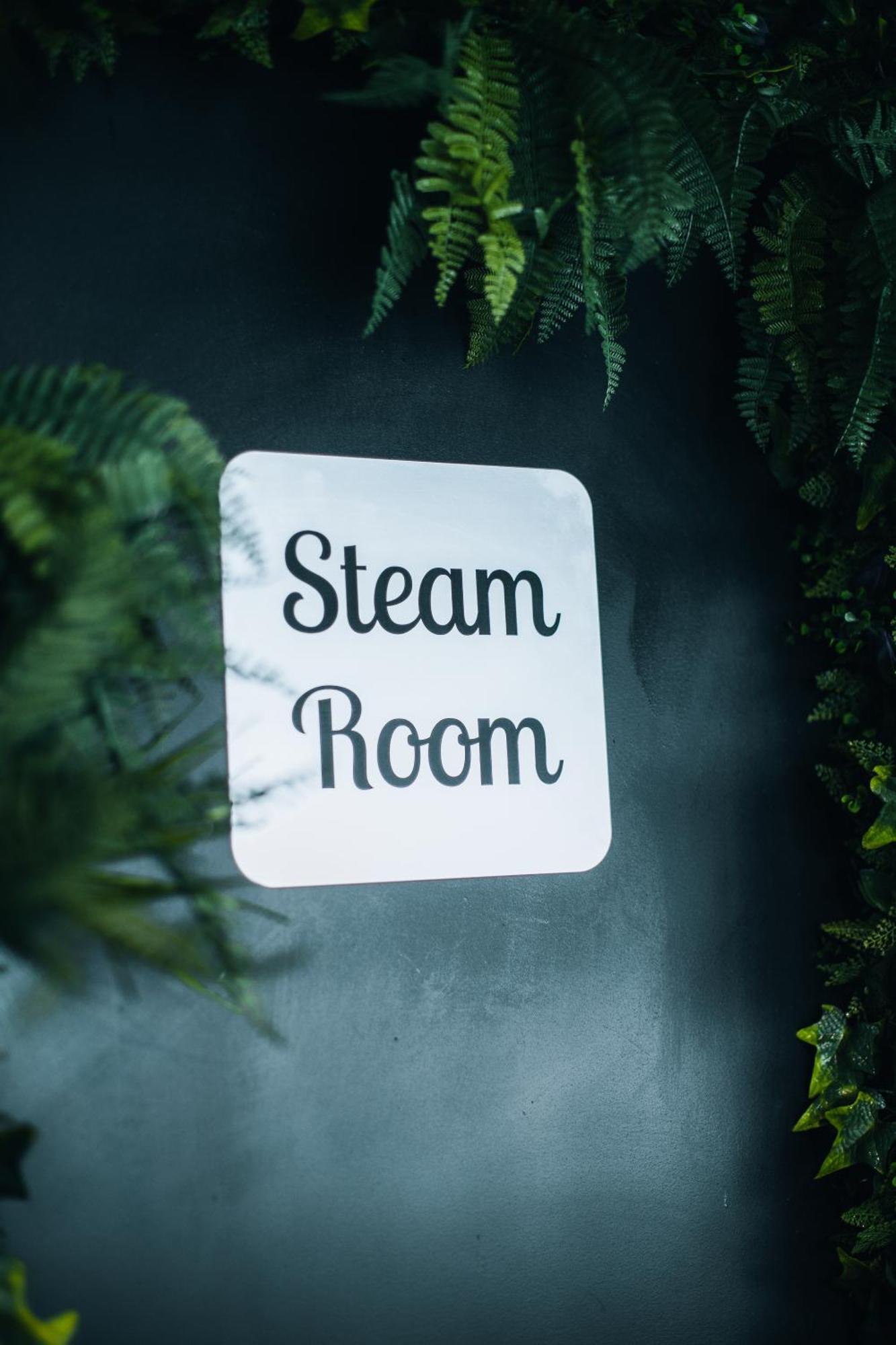 Falls Creek Hotel エクステリア 写真